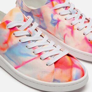 Schutz Ofelia Sneaker Classic Round Toe Pink Blue Bright Tie Dye 9.5 BRAND NEW